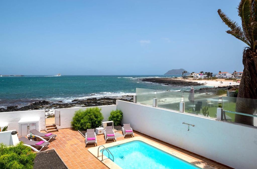 Corralejo Villa | Villa Bella Vista by Villa Plus