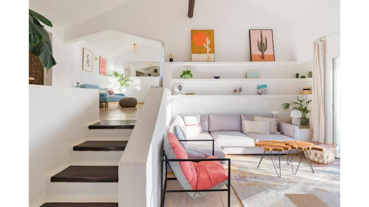 Nazaret Villa | Villa Bellavista - Traditional house, modern twist