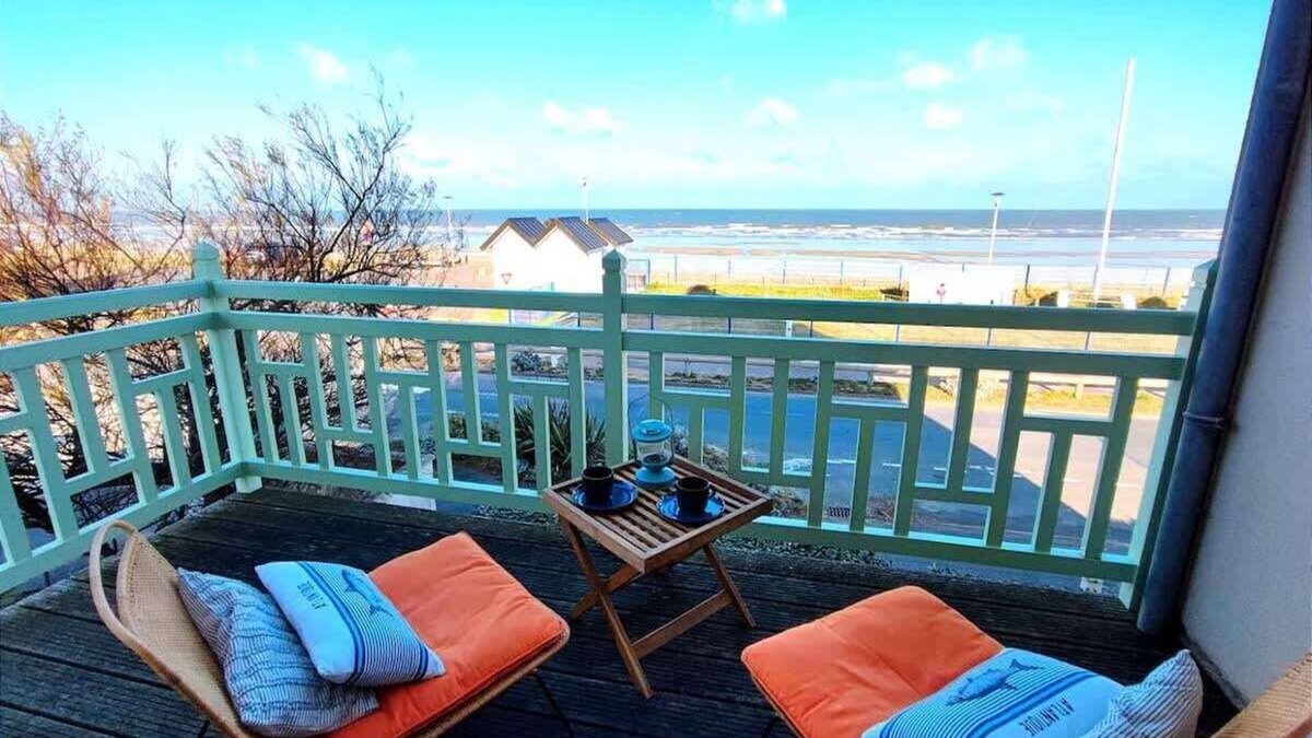 Ouistreham Villa | Villa Bellevue - Anglo-Norman seafront house