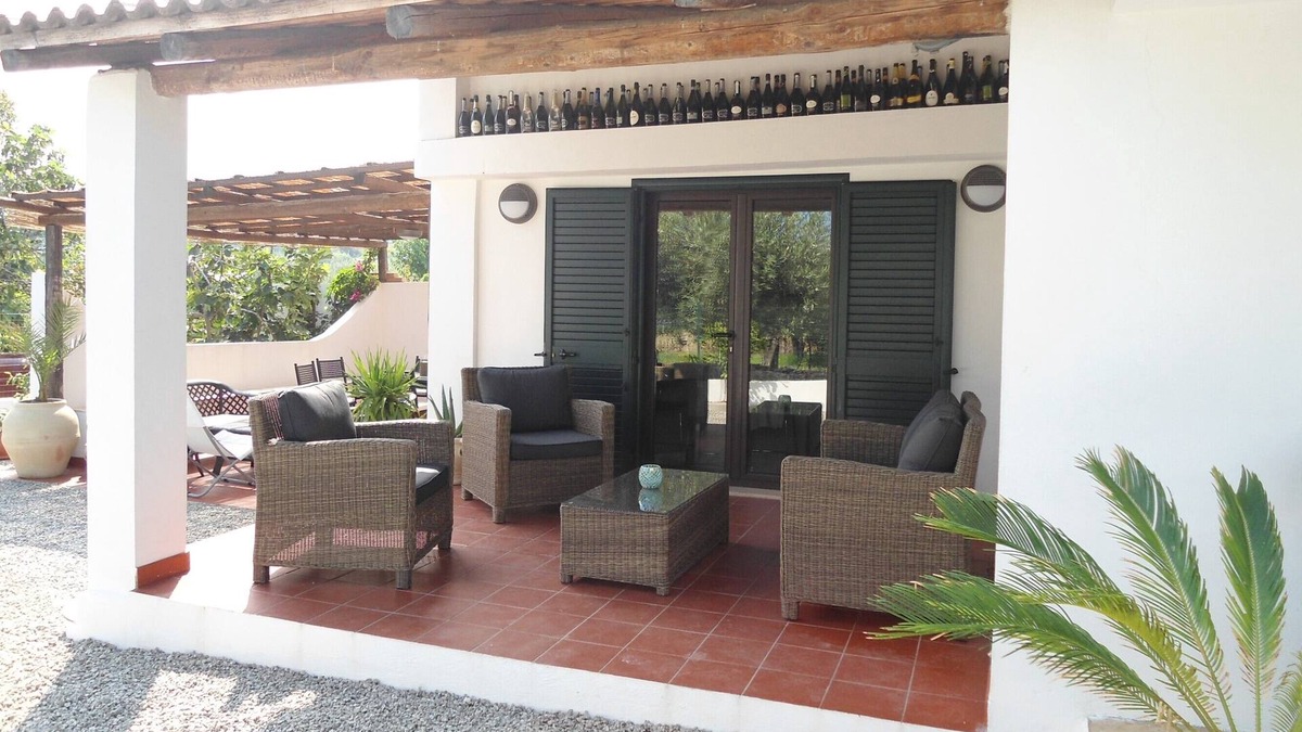 Briatico Apartment | Villa Bergamotto - Luxury Apartments, 3 mins drive to Beaches - Ground Floor