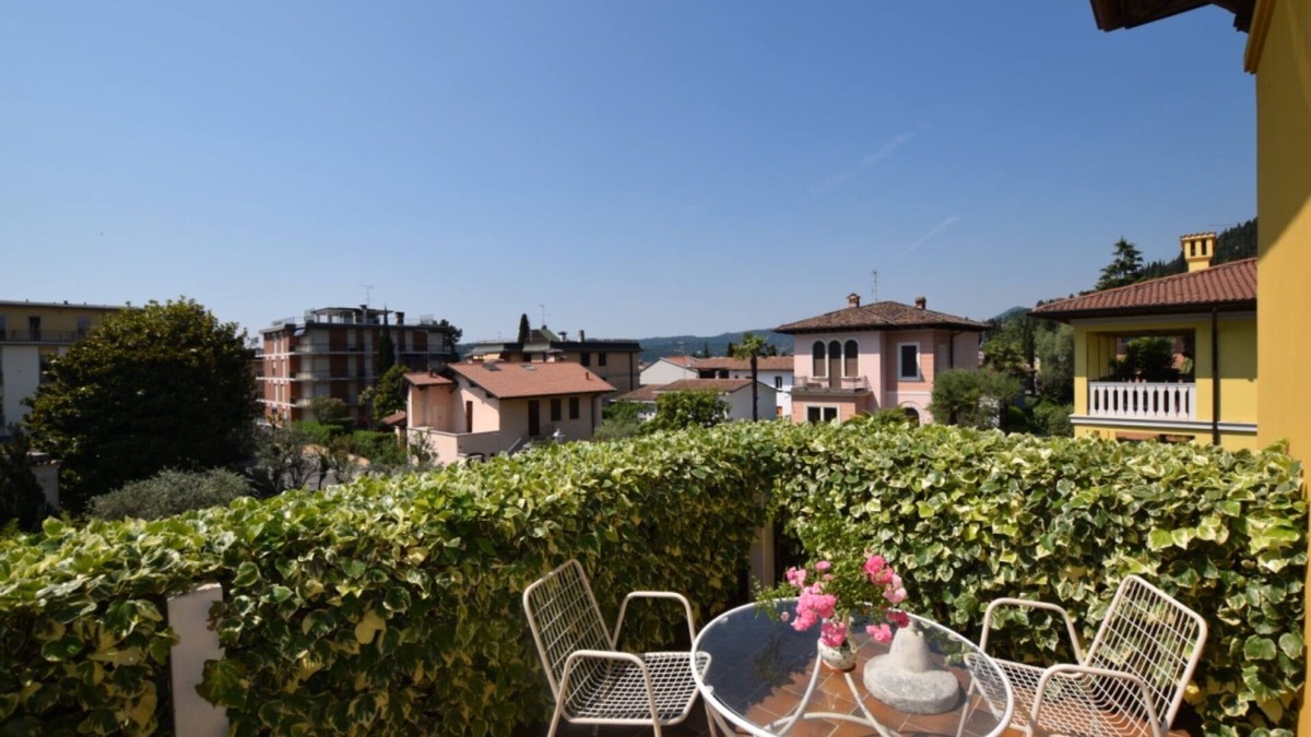 Barbarano Villa | Villa Besana 100 m from lake, Salò, Italy