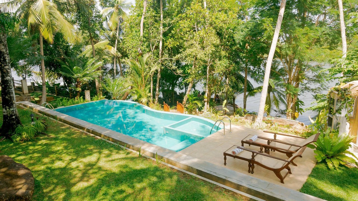 Ambalangoda Hotel | Villa Birdlake