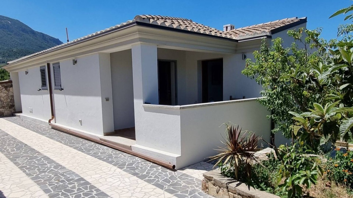 Dorgali Villa | Villa Biriculi surrounded by nature