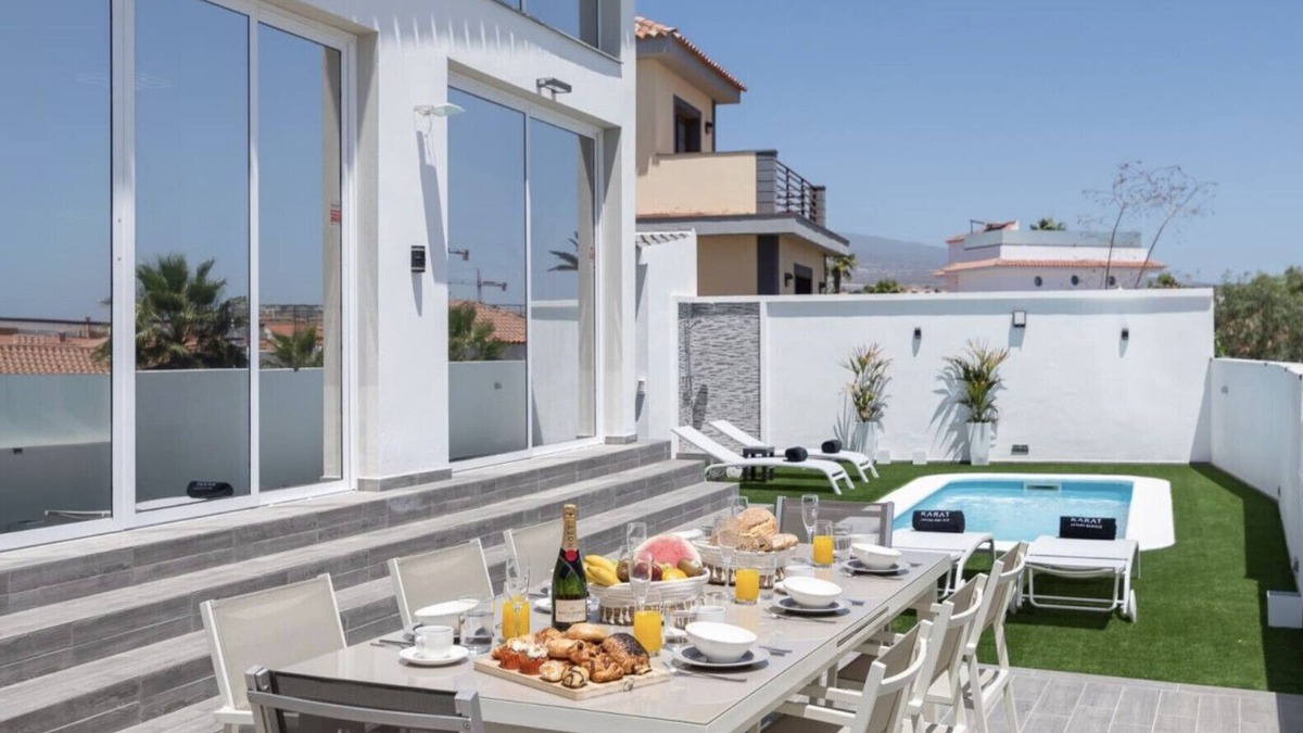 Complejo turistico Amarilla Golf Villa | Villa Blanche