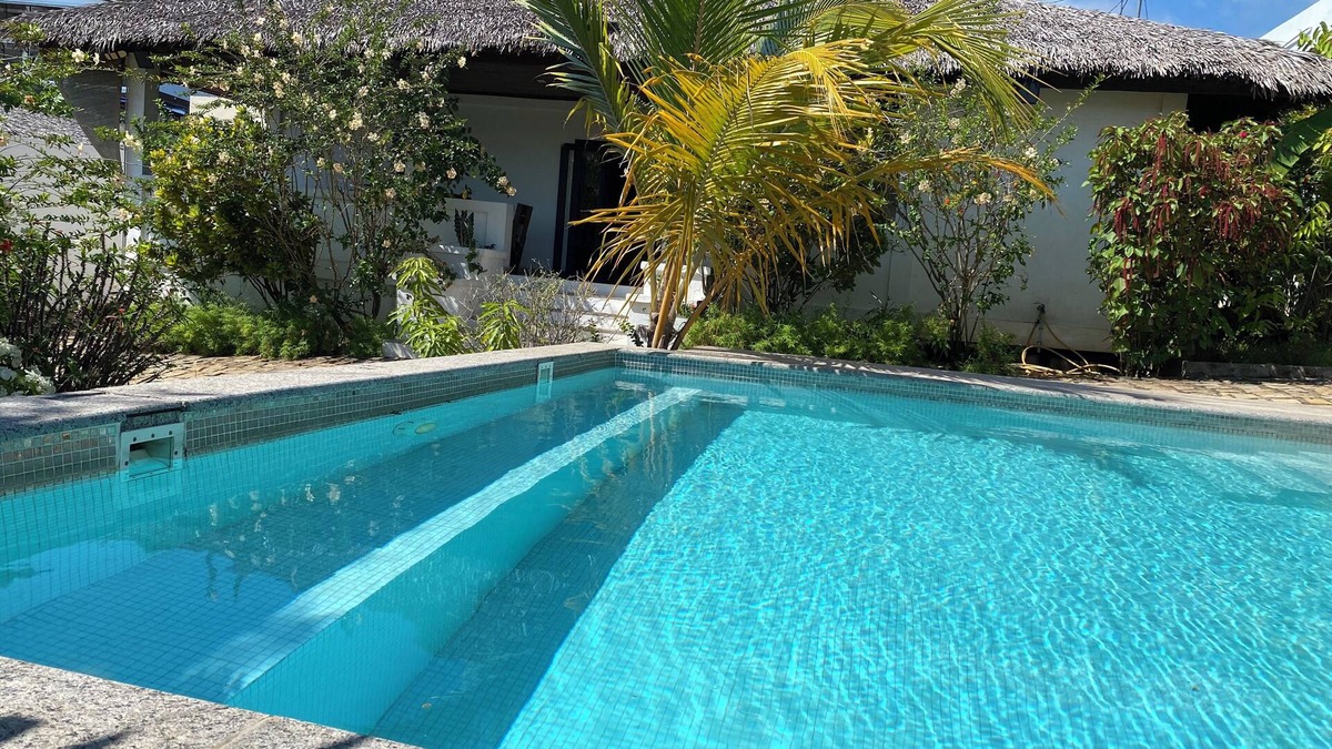Nosy Be Villa | VILLA BLANCA is a residence with swimming pool and sea view, 5 minutes from the beach.