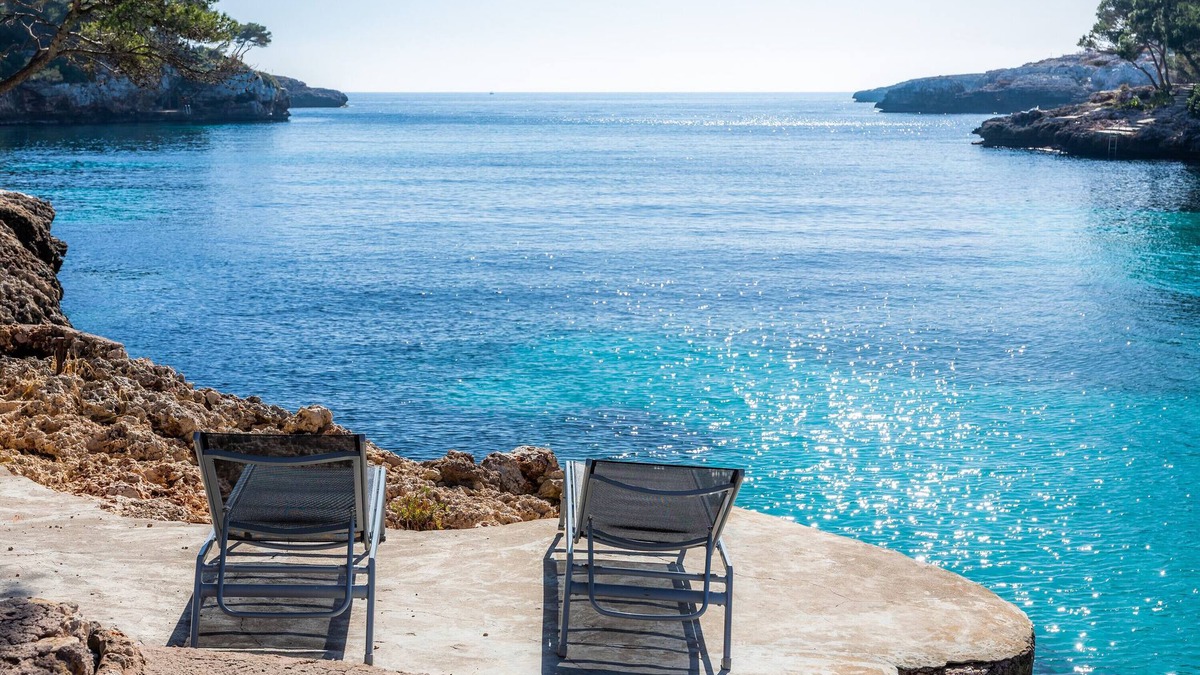 Cala Ferrera Villa | Villa "Blanca" with Private Pool & Wi-Fi
