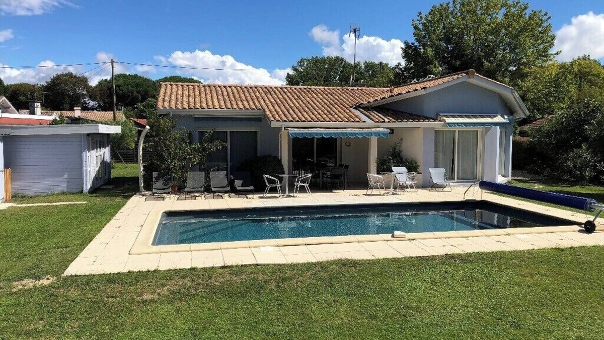 Ares Villa | Villa Bleue 8 pers avec piscine chauffée sur terrain clos