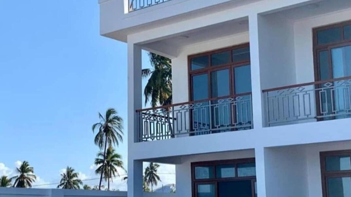 Pwani Mchangani Villa | Villa Blue FishnIt's is Beach Front Villa with Swimming Pool suitable for famil