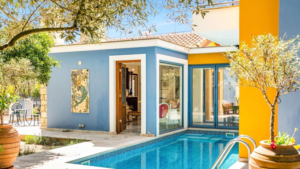 Stroumpi Villa | Villa Blue Iris by Ezoria Villas in Stroumpi