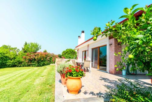 Thermaikos House | Villa Bougainvillea