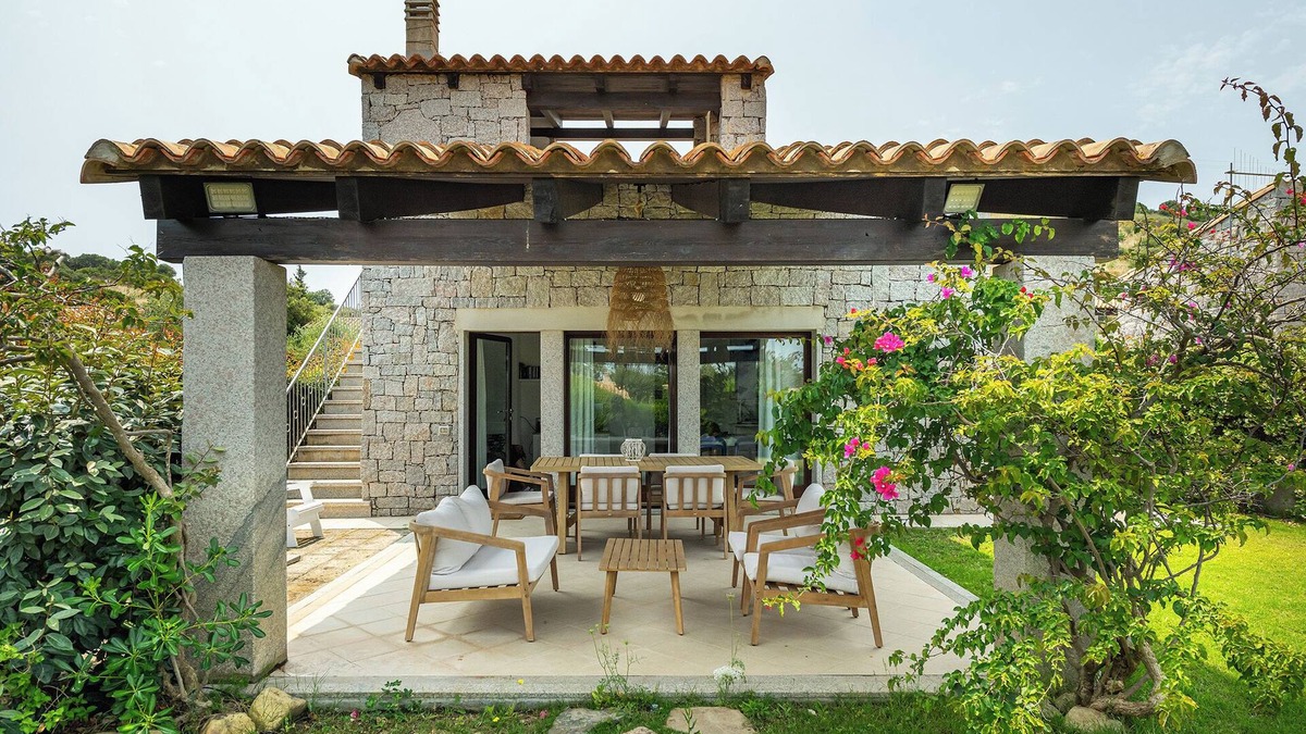 Cala Sinzias Villa | Villa Bouganville – A relaxing retreat just a short stroll from Cala Sinzias beach