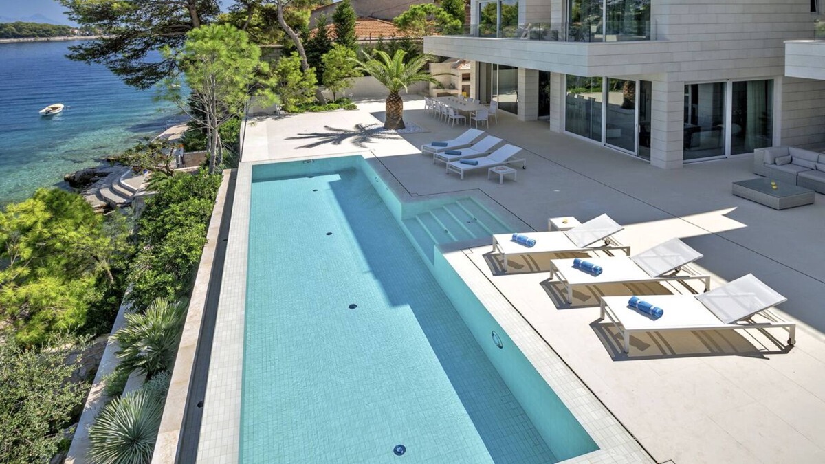 Sumartin Villa | Villa Branka - Six Bedroom Villa, Sleeps 12