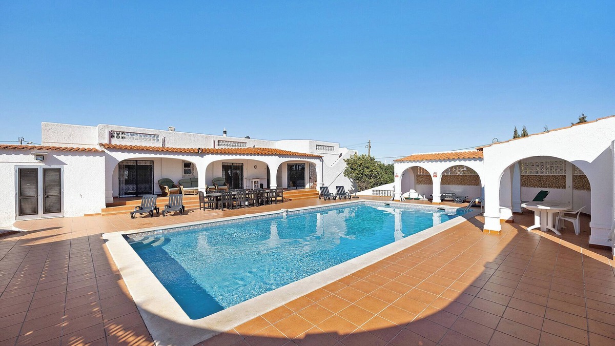 Vale de Centianes Villa | Villa Brisa do Mar with Sea View, Pool, Garden & Wi-Fi