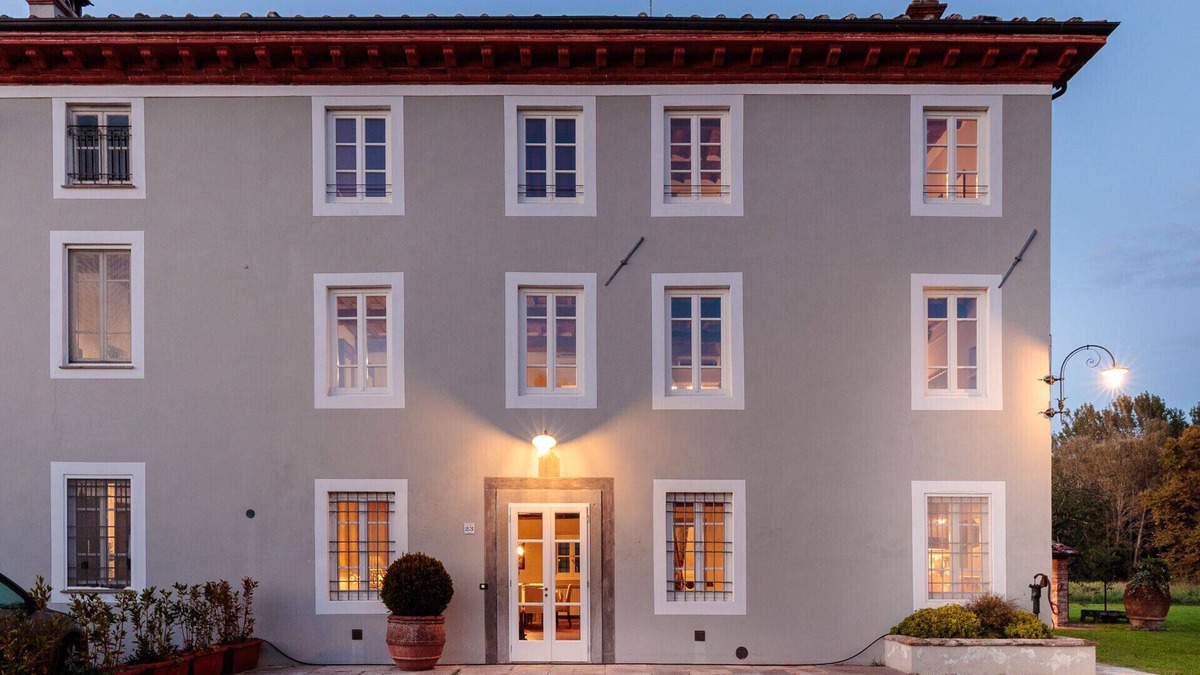 Vicopelago Villa | Villa BRUNETTA, Discover your Modern but Traditional Villa in Lucca