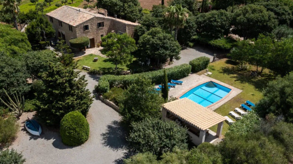 Pollensa Villa | Villa 'Ca'n Pont' with Mountain View, Private Pool and Wi-Fi