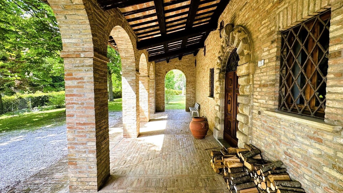 Urbino Villa | [Villa Cà Paciotti est.1500] Urbino and the Renaissance