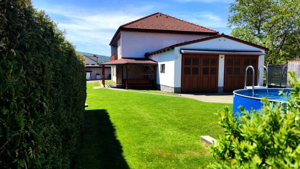 Kremze Villa | Villa- Caba - Four Bedroom Villa, Sleeps 8