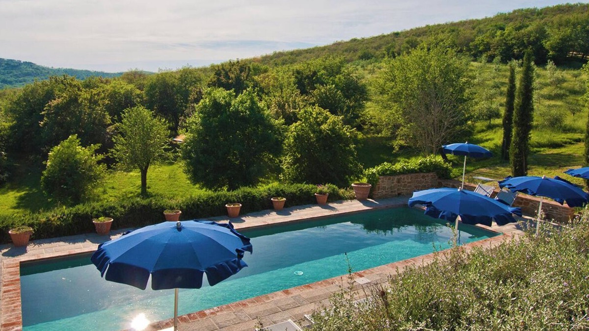 Pieve al Bagnoro Villa | Villa Caccianello by Fantasia Villas