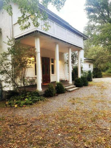 Salem Municipality House | Villa Calcar
