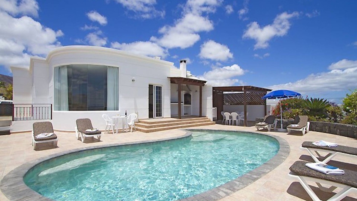 Puerto Calero Villa | Villa Calero Acentejo | Wonderful 5 Bedroom Villa | A Short Stroll to the.