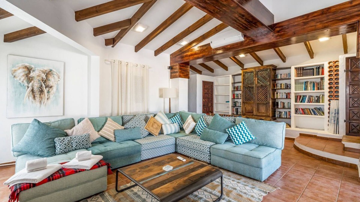 Montgo de Toscamar Villa | Villa Caroix - Six Bedroom Villa, Sleeps 14