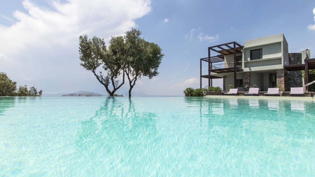 Kontos Villa | Villa Carolina in Aegina, Greece by Olive Villa Rentals | 30min by ferry!