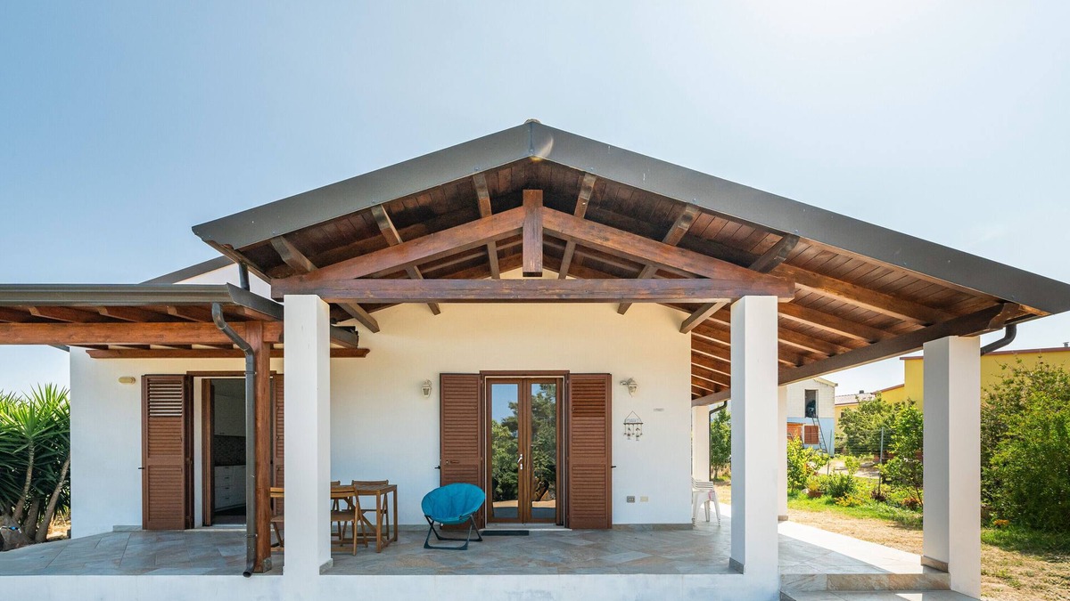 Sant'Anna Arresi Villa | Villa 'Casa Atzori' with Private Terrace, Private Garden and Air Conditioning