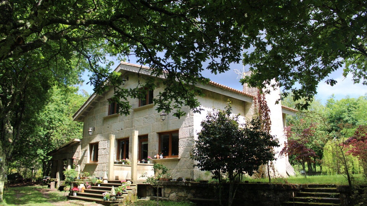 Tomino Villa | Villa Casa de Campo los Carballos, 10,000 m2, 16 minutes from Baiona