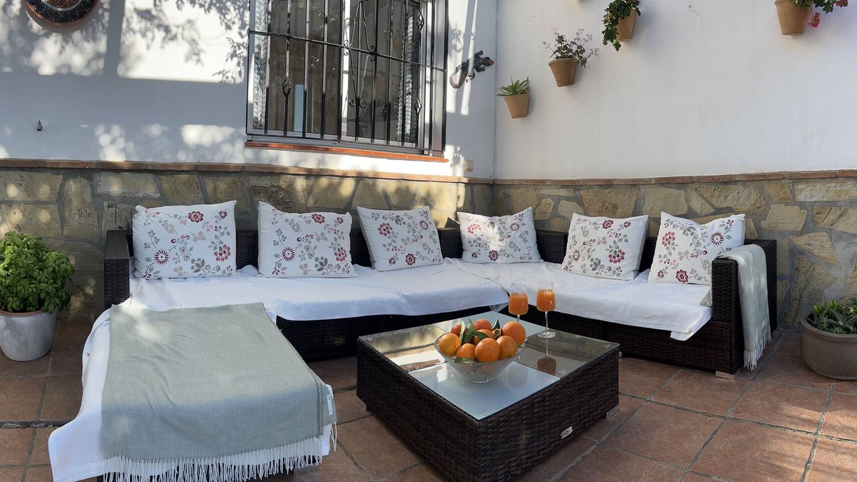 Canillas de Aceituno Villa | Villa 'Casa Verano with Pool and Terraces' with Mountain View, Wi-Fi and Air Conditioning