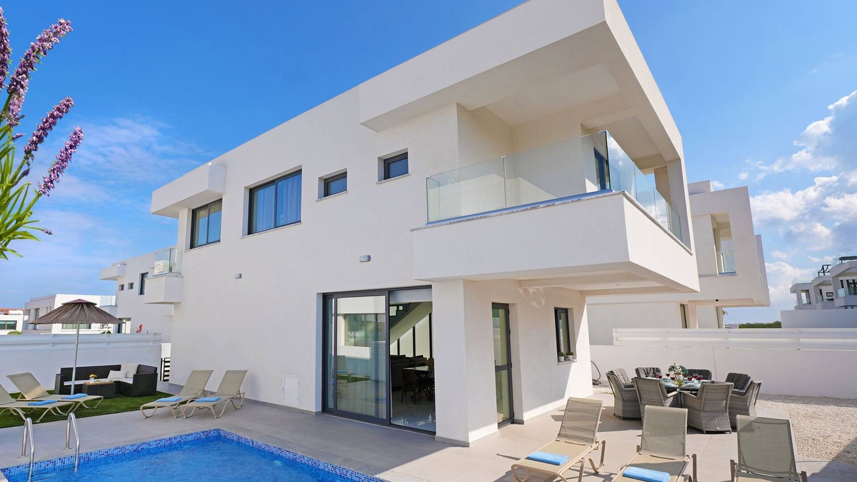 Paralimni Villa | Villa Celestia - 3Bed Private Pool