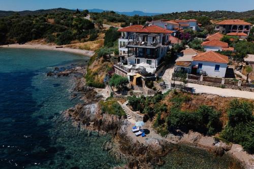 Aristotelis Villa | Villa Chara