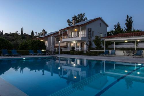 Nea Tirintha Villa | Villa Christina