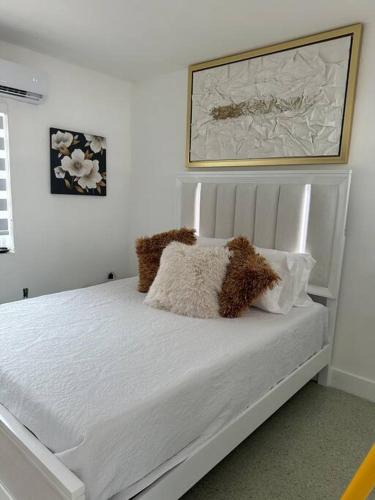 East Little Havana Apartment | Villa Clara Gold-Little Havana