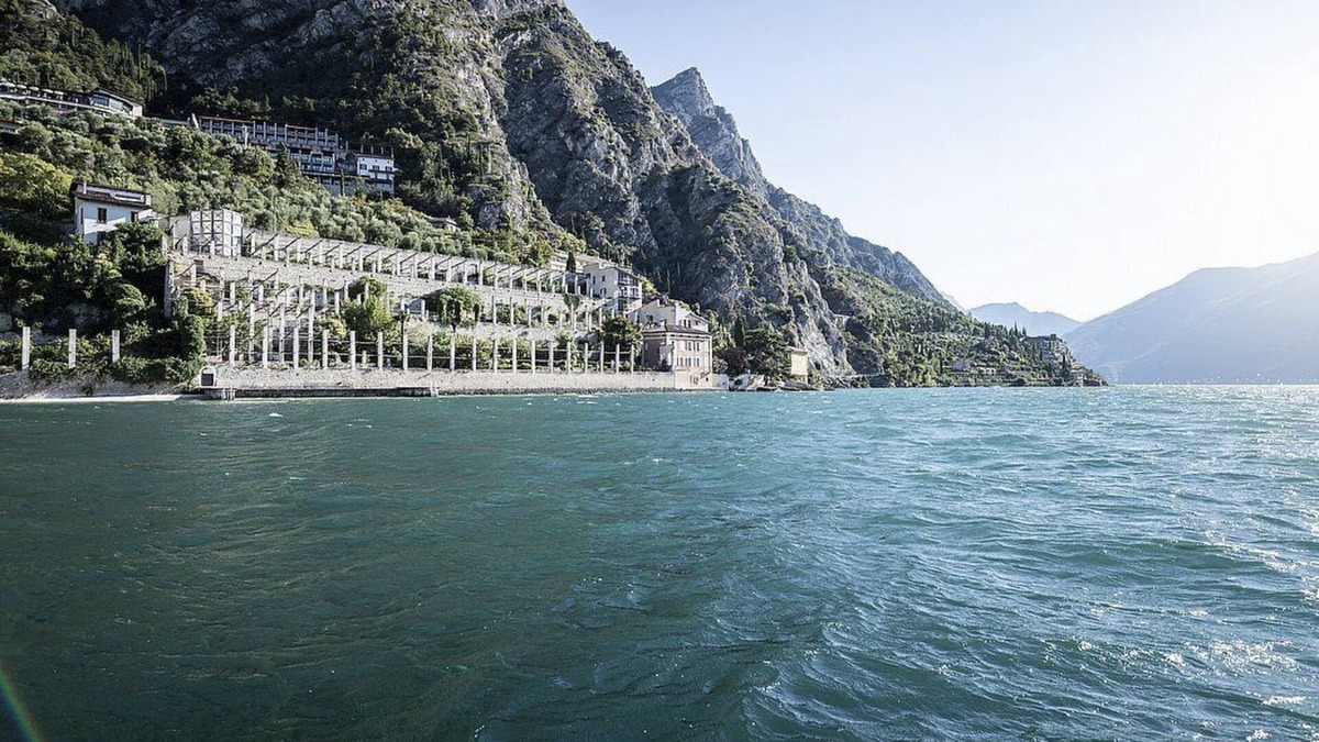 Limone sul Garda House | Villa Claraluna B: A bright and sunny apartment located right on the Garda Lake, with Free WI-FI.