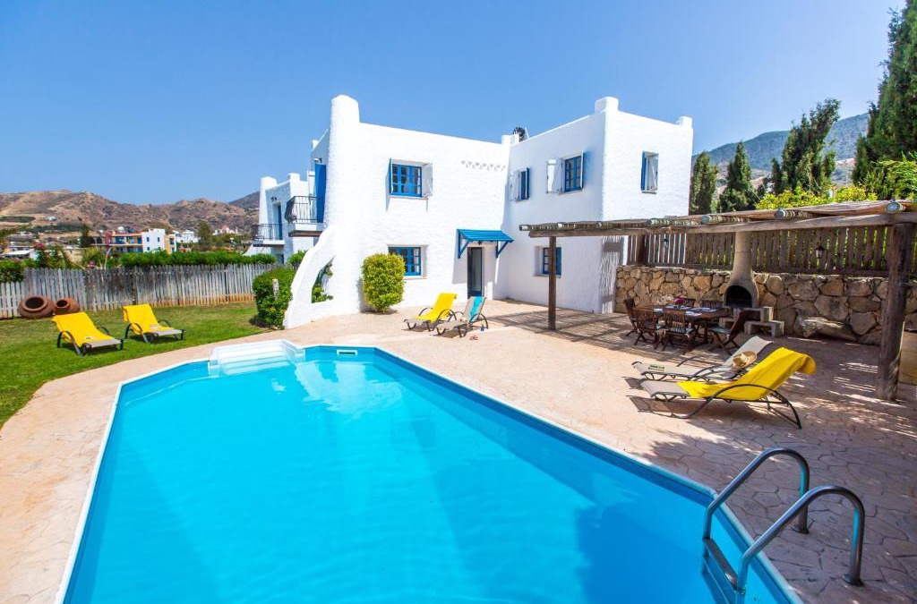 Pomos Villa | Villa Clarissa & Carmel View