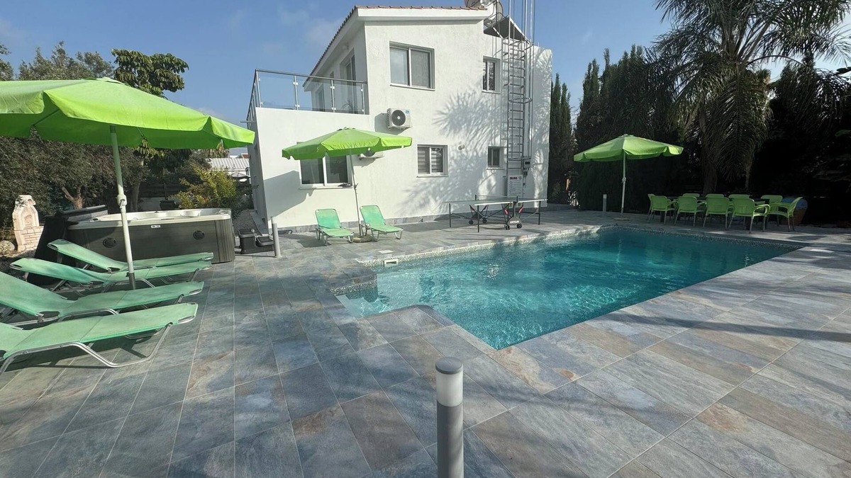 Pegeia Villa | Villa Coralia Gardens 1km From Coral Bay Beach