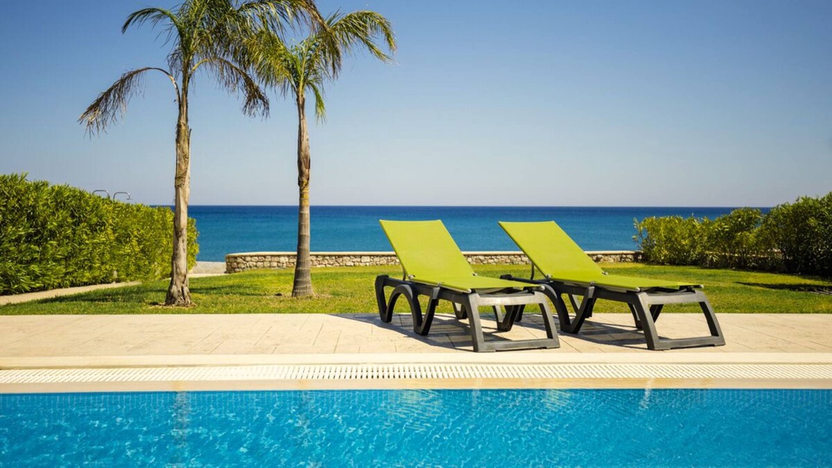 Lahania Villa | Villa Cobalt Blue - Three Bedroom Villa, Sleeps 7