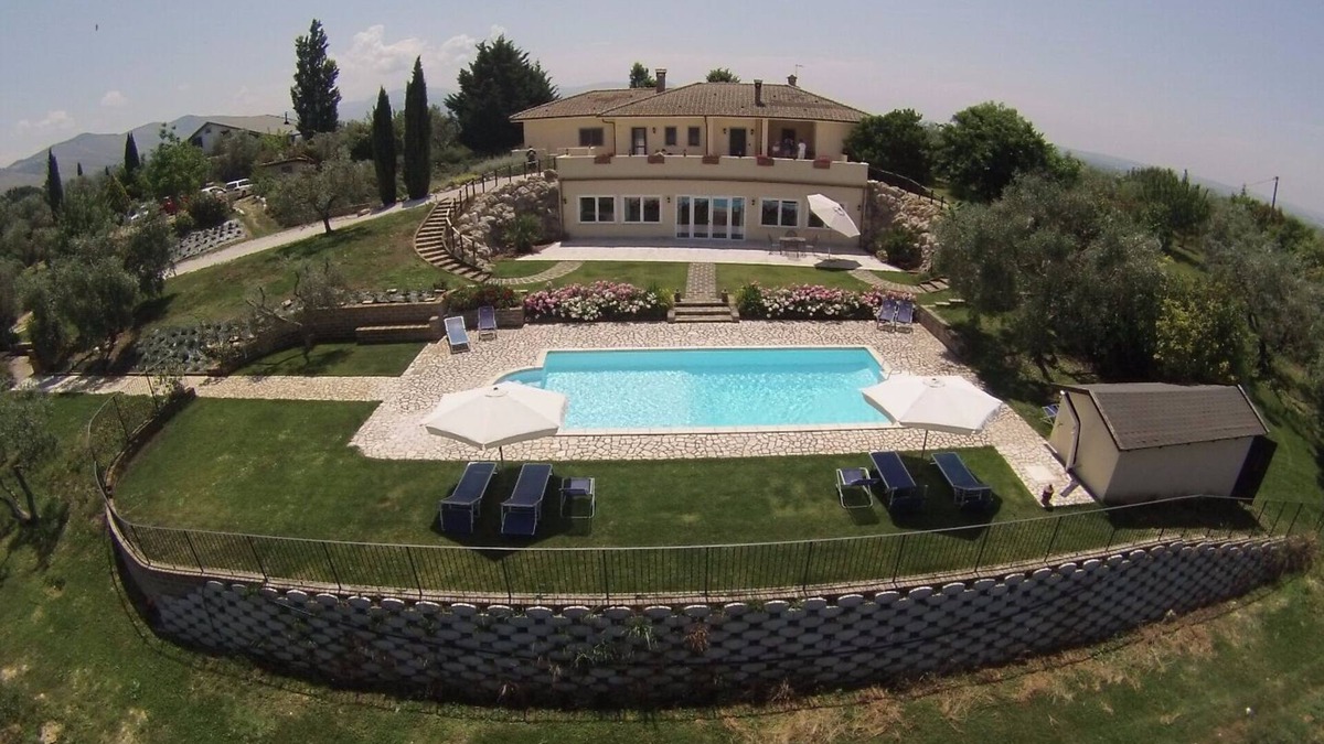 Fara in Sabina Apartment | Villa Collebelvedere - Apartament East - Home Restaurant