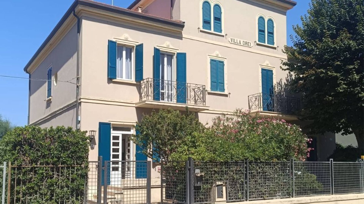 Viserba Villa | Villa con accesso privato alla spiaggia - Villa Aurora
