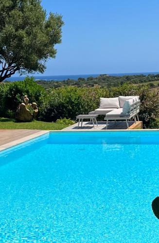 Tanaunella House | Villa con piscina e vista mare