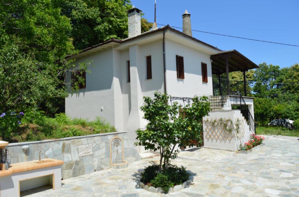 Zagora-Mouresi Villa | Villa Consta