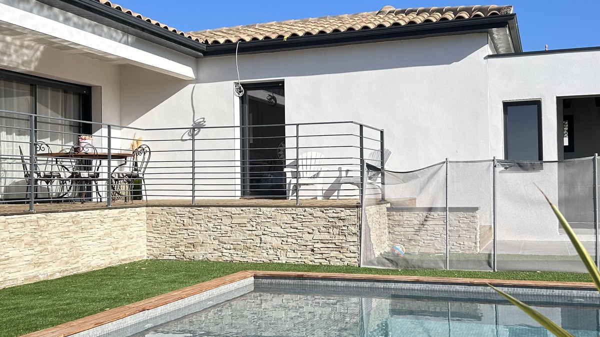 Magalas Villa | Villa Contemporaine Avec Piscine !