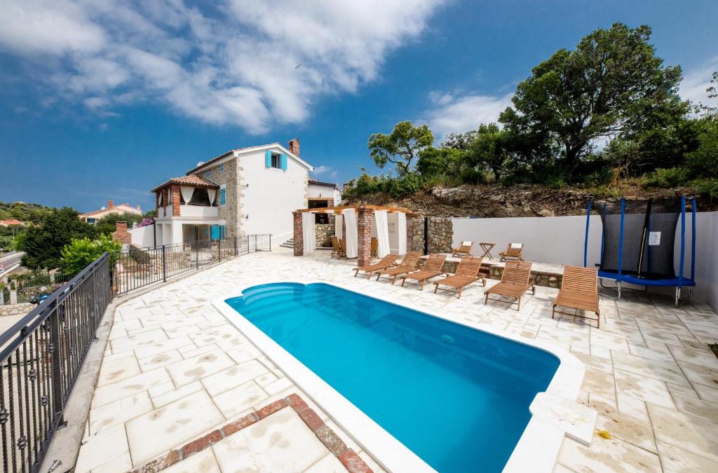 Rab Villa | Villa Copun with heated pool
