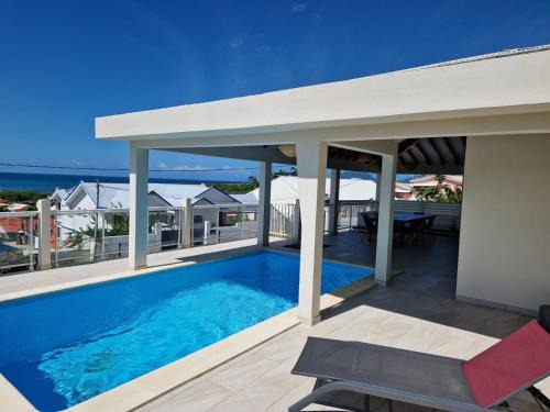 Trois-Rivieres Villa | Villa Corazon