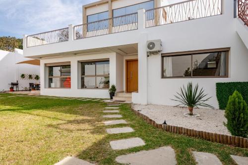 Mediouna Villa | Villa Cosy Stay near beach,Airport, surf camp and stadium only familly