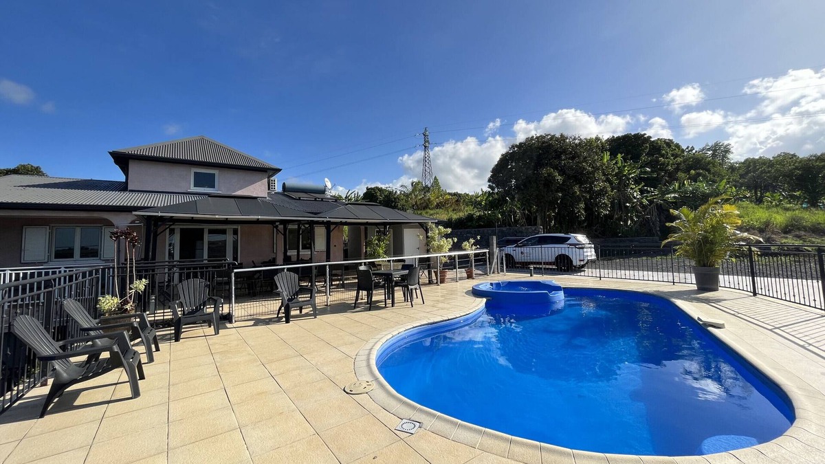 Saint-Benoit Villa | Villa Cratère, pour 25 personnes avec piscine