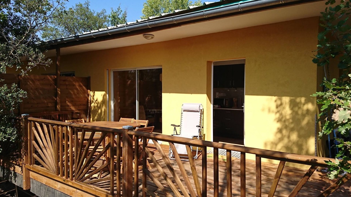 Lamalou-les-Bains House | Villa Creole Lamalou: F3 large terraces south view calm apartment Vanille