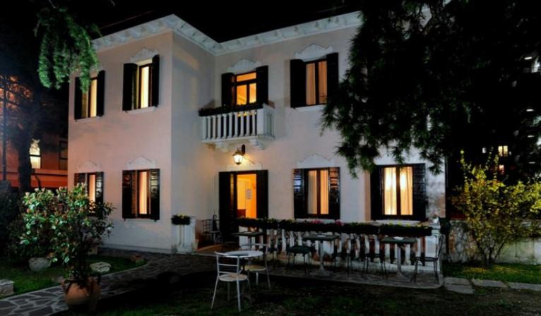 Mestre House | Villa Crispi