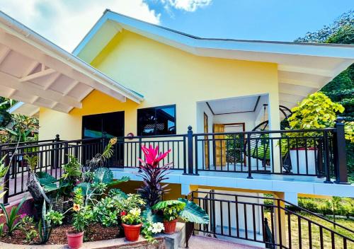 La Passe House | Villa D'amour