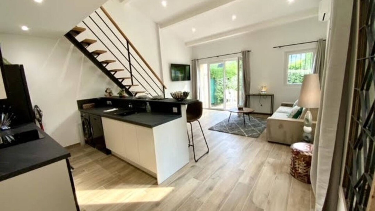 Villeneuve-Loubet Villa | Villa de Charme